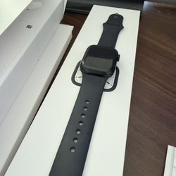 Apple Watch Series 7 – 41 mm – Midnight Aluminum with Midnight Sport Band – Like New