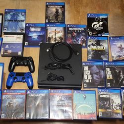 Sony PlayStation 4 PS4, 2 Controllers, 22 Games