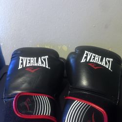 Boxing Gloves 
