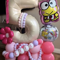 Hello kitty Balloon Stack