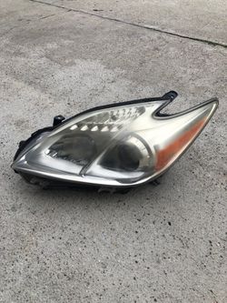 2012 2013 2014 2015 TOYOTA PRIUS HEADLIGHT HALOGEN DRIVER SIDE “L” ORIGINAL OEM