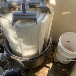 Pool Filter Cleaning