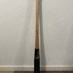 Wood Baseball Bat