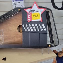 Oscar Schmidt Auto Harp