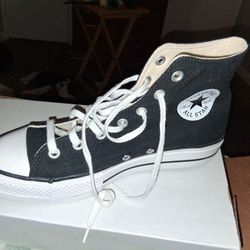 Brand New Size 9.5 Converse Women's Platform High-Topb