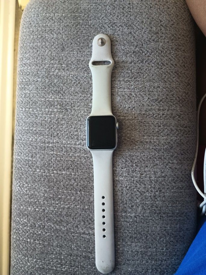 Series 3 Apple Watch +Chargers