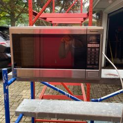 Microwave Great For College Dorm