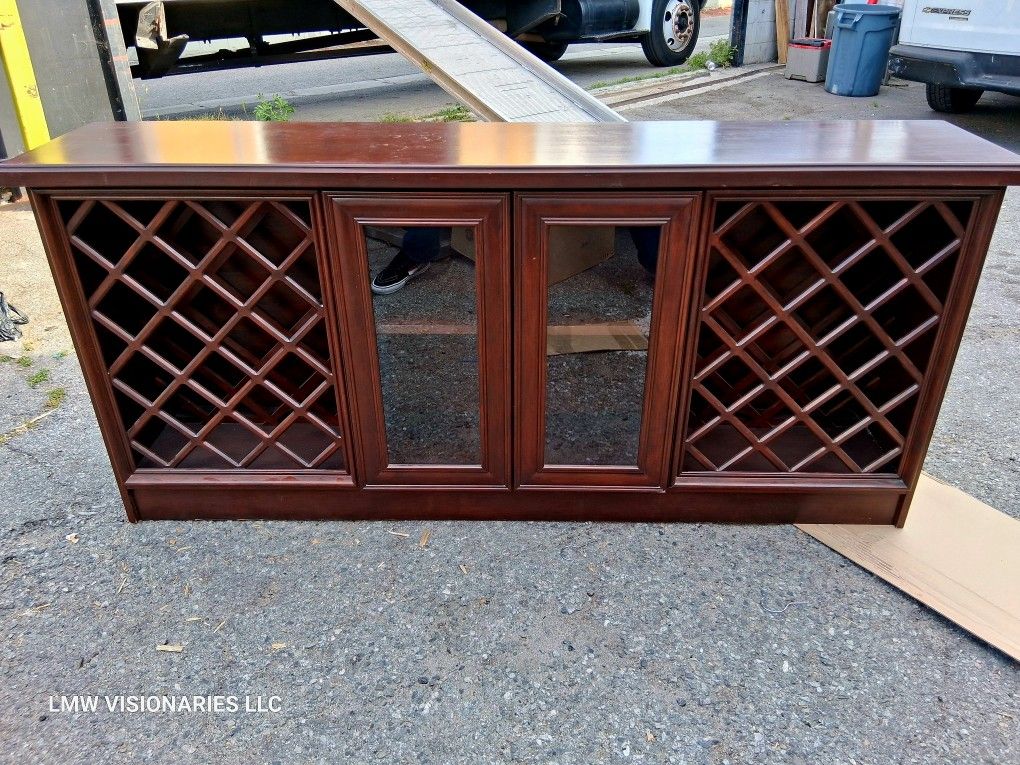 Negotiable Wooden Wine Rack