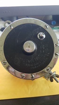 Fishing reel