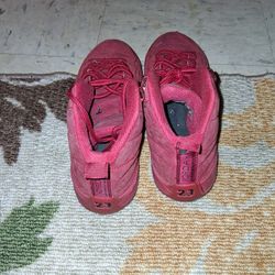 Red Velvet 12s