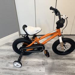 RoyalRider Kids/Boys Bike With Training Wheels 