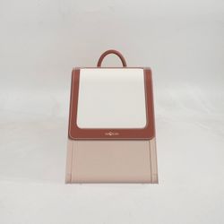 Fynn Pet Travel Backpack by VOOCOO