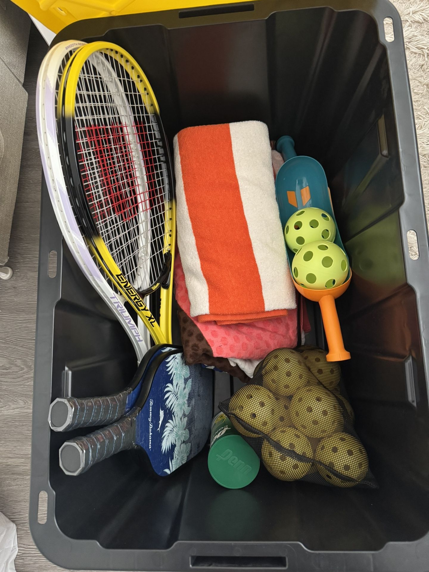 Tennis Rackets/Pickle Ball/Beach Towels