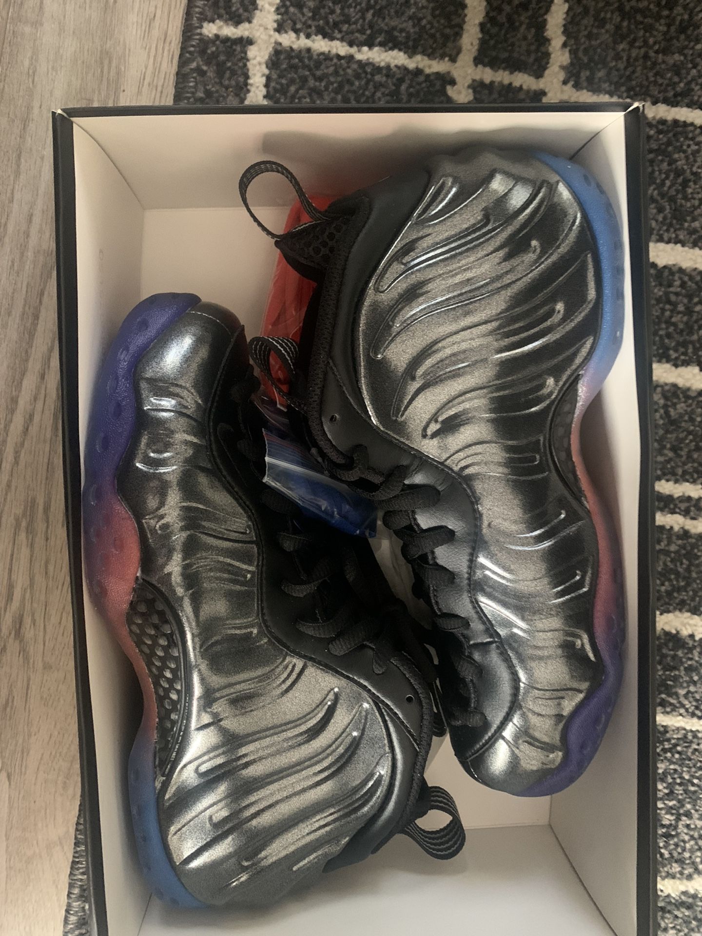 Foamposite One “gradient Soles” Size
