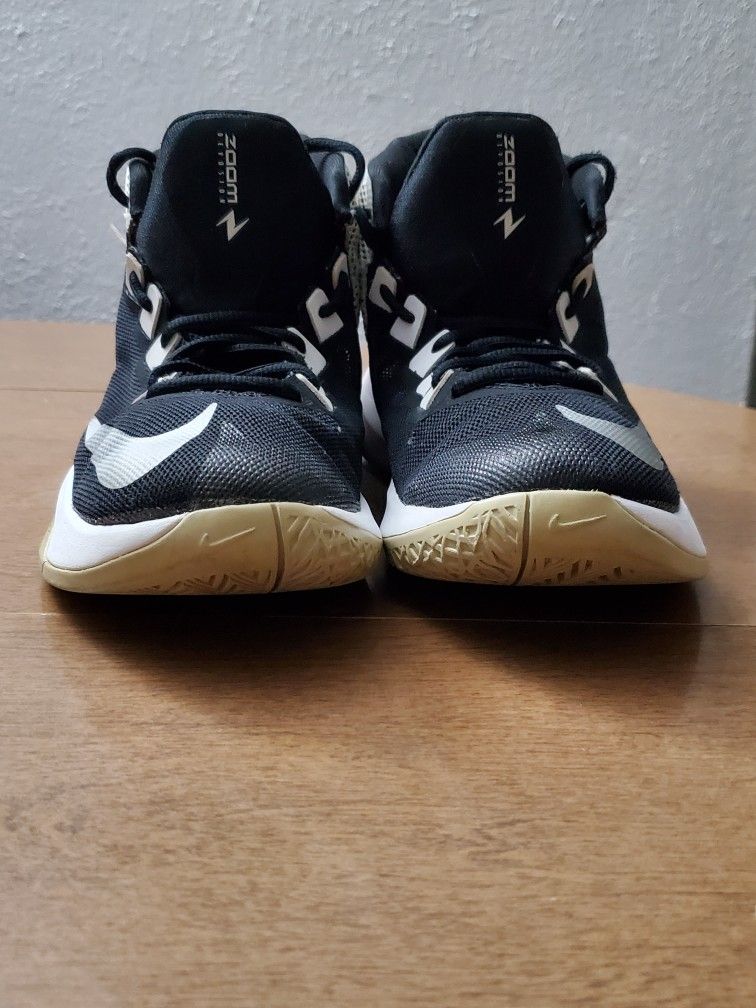 Nike Zoom Devosion Basketball Shoes (Used and Good Condition)