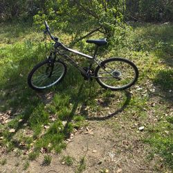 Black/Gray Huffy Mountain Bike 27.5in