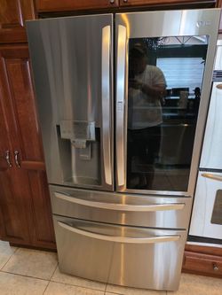LG InstaView Counter-Depth French Door Refrigerator – Craft Ice – Stainless