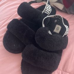 UGG slippers 