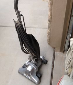 Royal commercial vacuum