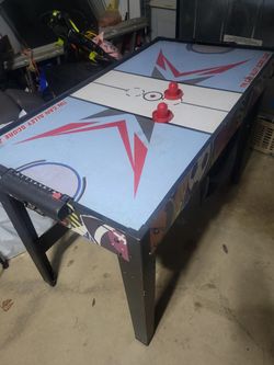 Air Hockey table 