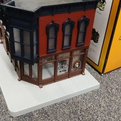 MTH Trains Corner Store 