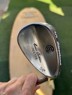 56° sand wedge Cleveland Tour Action 588