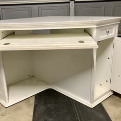 Corner Desk