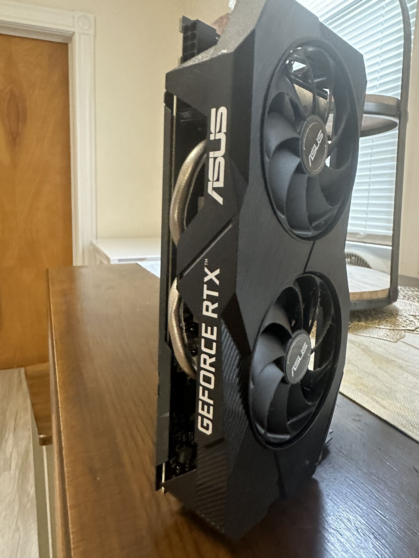 ASUS DUAL-RTX2060-6G-EVO Graphics Card - 6GB GDDR6 - Excellent Condition