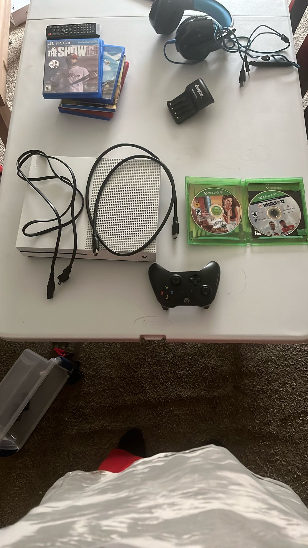 Xbox One S