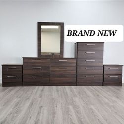 ⚫️DRESSER WITH MIRROR,  CHEST AND TWO NIGHTSTANDS  ⚪️ CÓMODA CON ESPEJO,  GAVETERO  Y DOS MESITAS DE NOCHE ⚫️