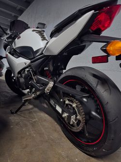 2012 Yamaha ZF6R