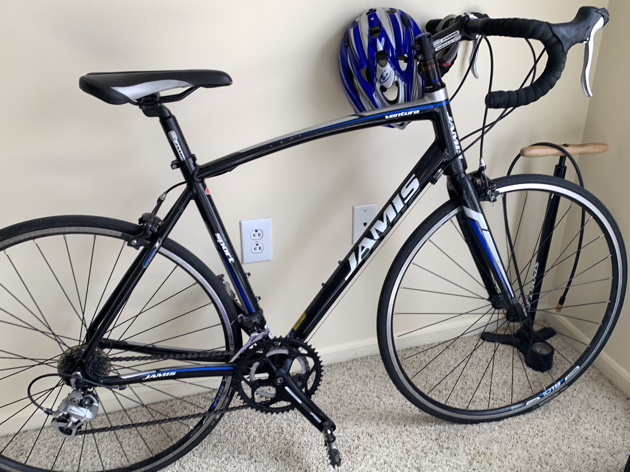 Jamis Ventura Sport Road Bike MSRP 750 for Sale in Stamford CT OfferUp