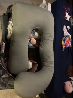 Pregnancy pillow