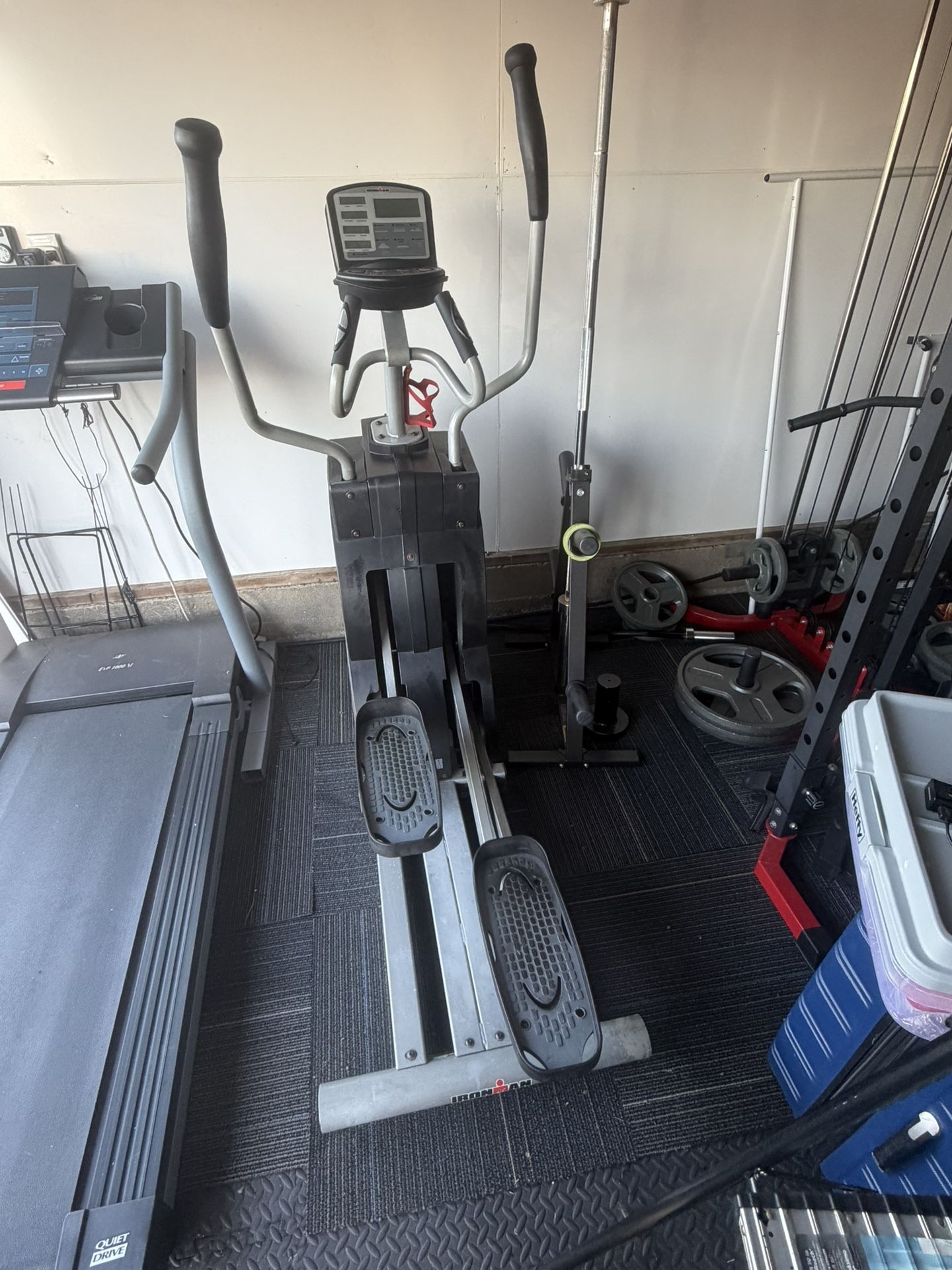 Elliptical Exercise Machine 
