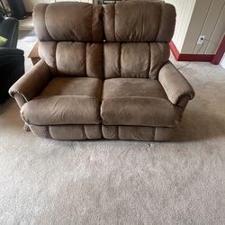 La-Z-Boy Power Reclining Loveseat