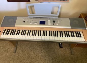 Yamaha YPG-625 88-Key Weighted Keyboard w/ Stand & Pedal