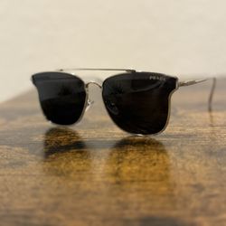 Unisex Large Frame Aviator Style Prada Sunglasses 