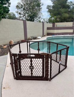 Extra Large Play Yard / Pet Fence
