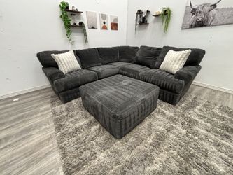 Mammoth Sectional Couch - Free Delivery