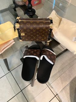 Stylish purse and matching shoes
