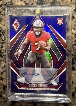 2025 Panini Phoenix Blue Bucky Irving Auto /49