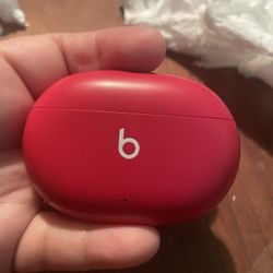 Beats Studio Buds –