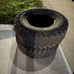2 Tires 285/75/16 Mud terrain 