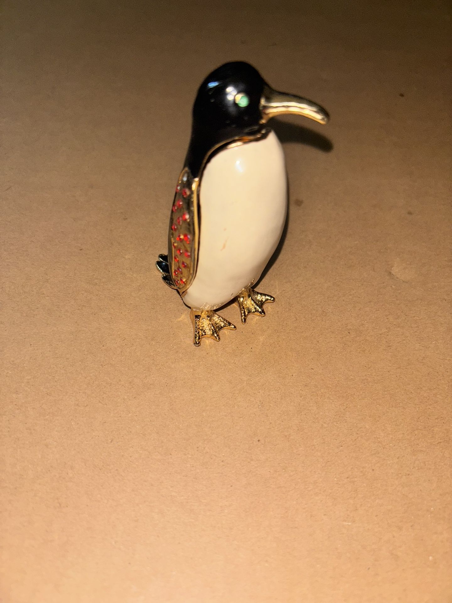 Penguin Enamel Trinlet