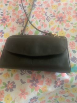 Remi Black Leather wallet