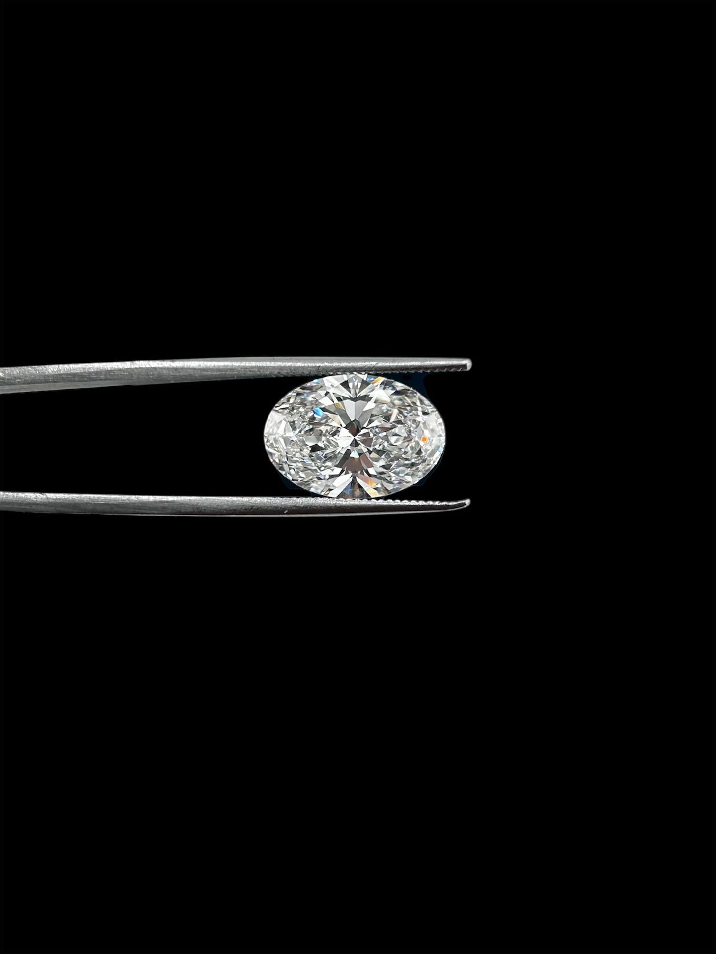 5.04 Ct Lab Grown Oval Shape Certified Diamond