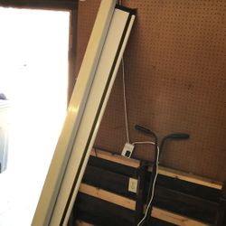 Projector Screen 