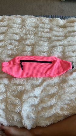 Neon Pink Triangle Fanny Pack – Adjustable Waist Bag with Back Pocket – Never Used