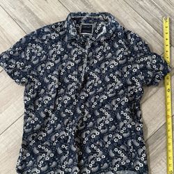 Navy Blue Flower Hawaiian Button up Shirt Medium