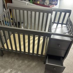Baby Crib 